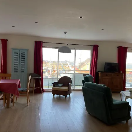 Apartment Panorama Et La Vie Du Port Saint-Vaast-la-Hougue